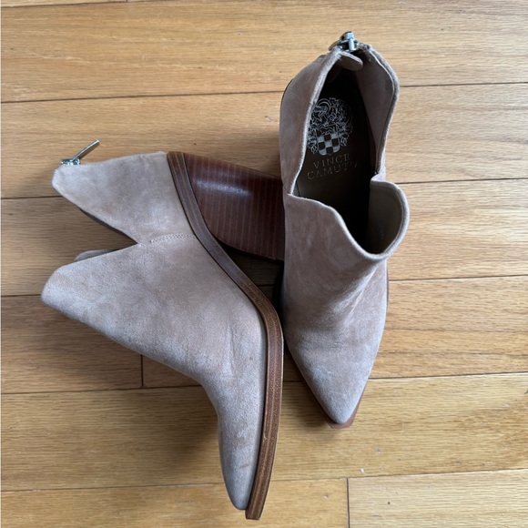 Vince Camuto Booties - Picture 3 of 5